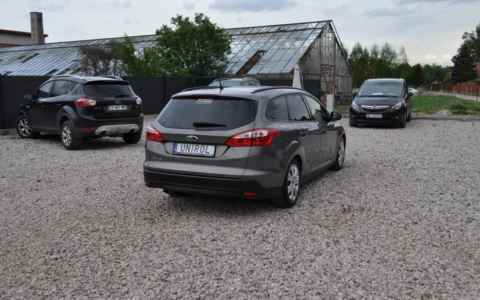 Ford Focus cena 21000 przebieg: 233149, rok produkcji 2011 z Gorlice małe 211